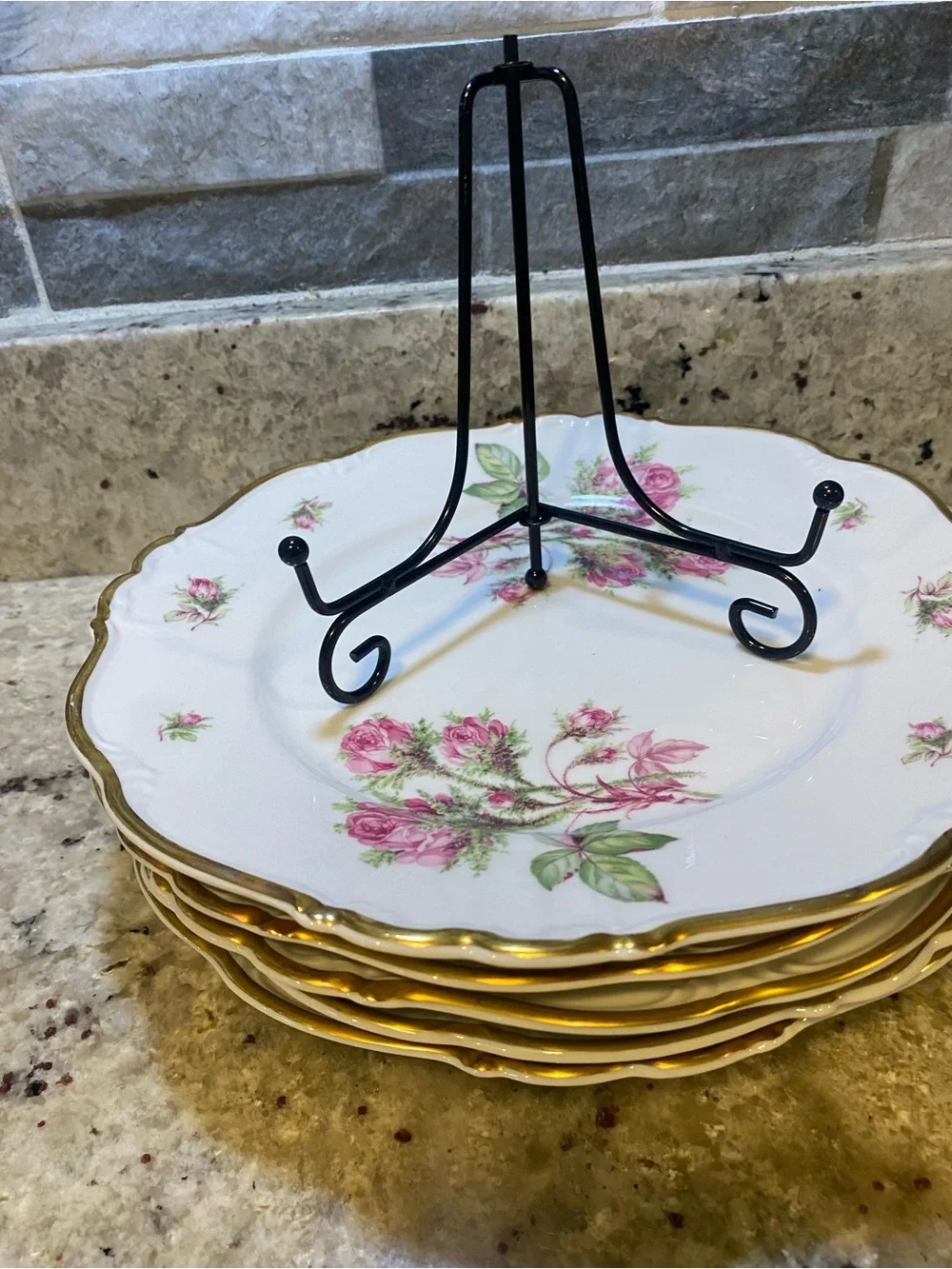 EDELSTEIN MARIA THERESIA MOSS ROSE Set Of 6 Dinner Plates SCALLOP~GOLD TRIM - Picture 5 of 5